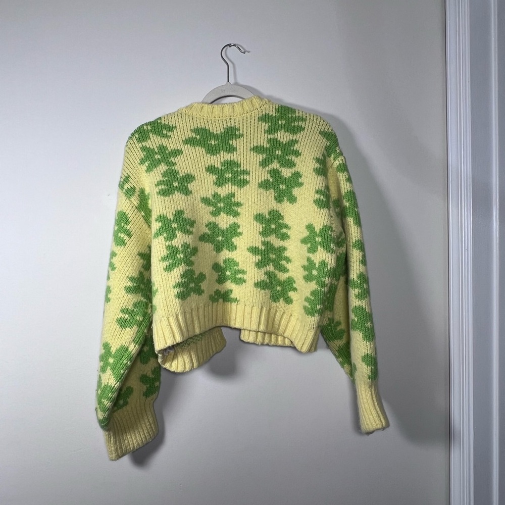 Zara Lime Green Chunky Knit Floral Cardigan Sweater | Size Large - Picture 3 of 3